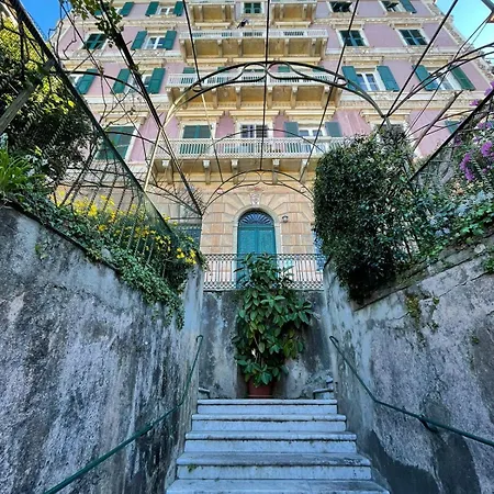 Apartment Palazzo Degli Armatori Storico Camogli