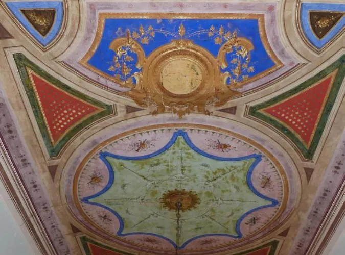 Palazzo Degli Armatori Storico