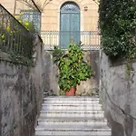 Palazzo Degli Armatori Storico