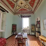 Palazzo Degli Armatori Storico Apartamento *