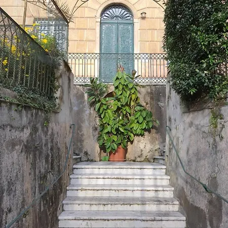 Palazzo Degli Armatori Storico