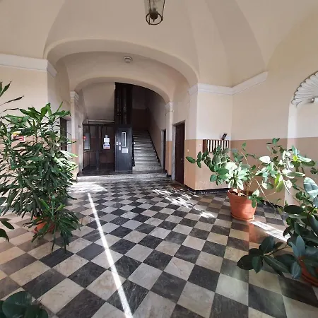 Palazzo Degli Armatori Storico