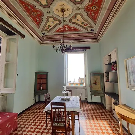 Palazzo Degli Armatori Storico Appartement *